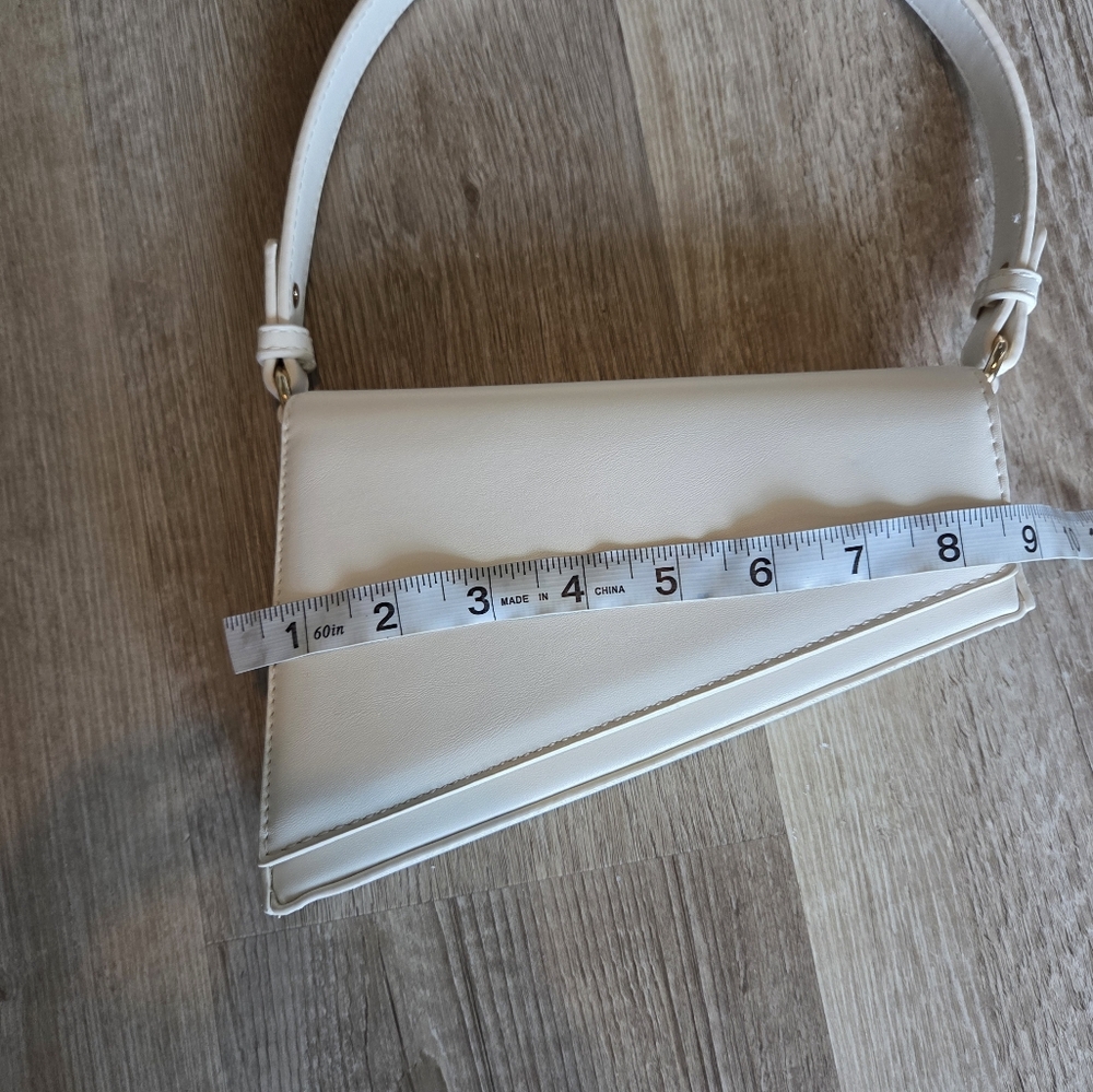Madison West Geometric White Purse - Picture 8 of 9